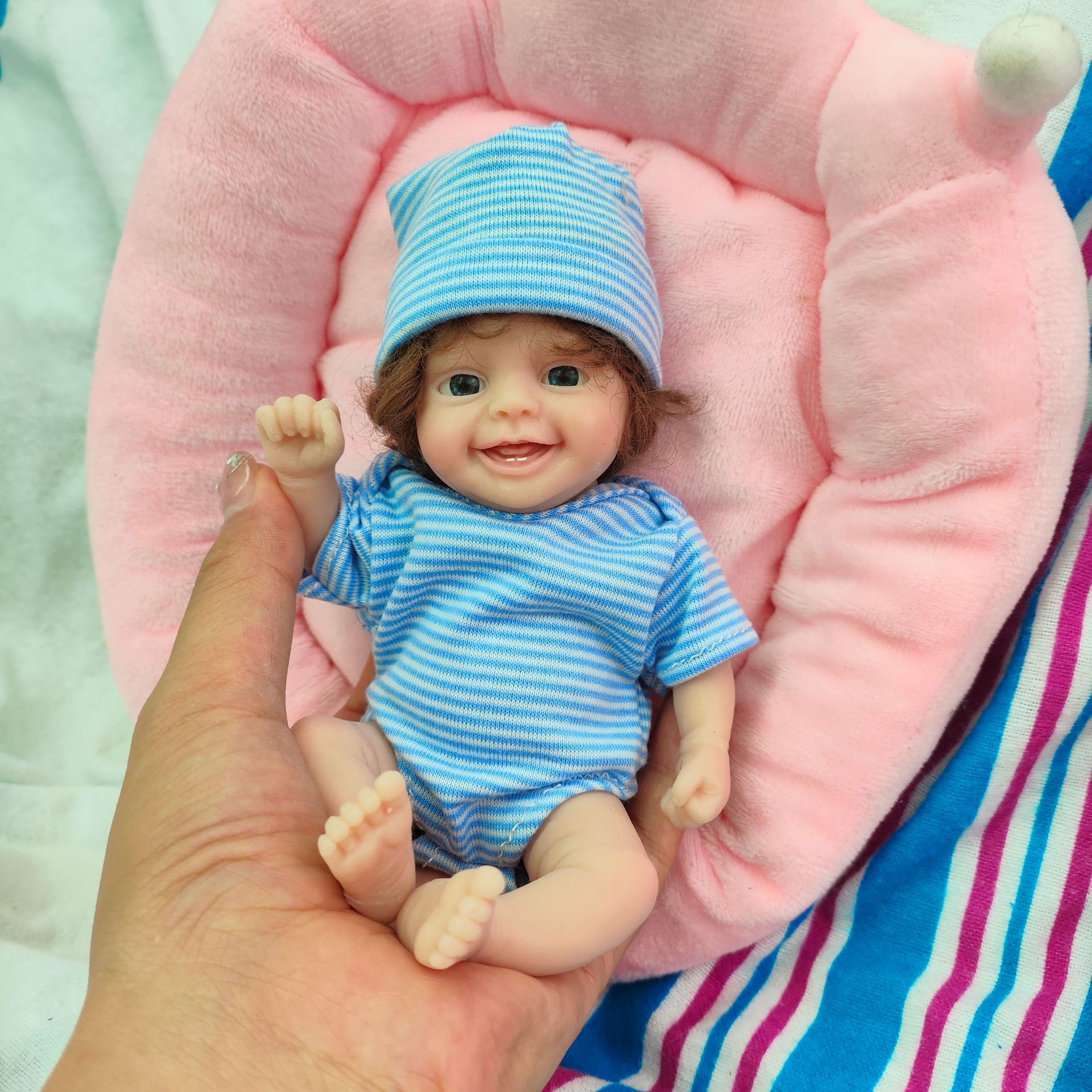 Boneca Reborn Mini Fofa de 6 P - Reborn Baby Doll Silicone Realistic avaliação e preço
