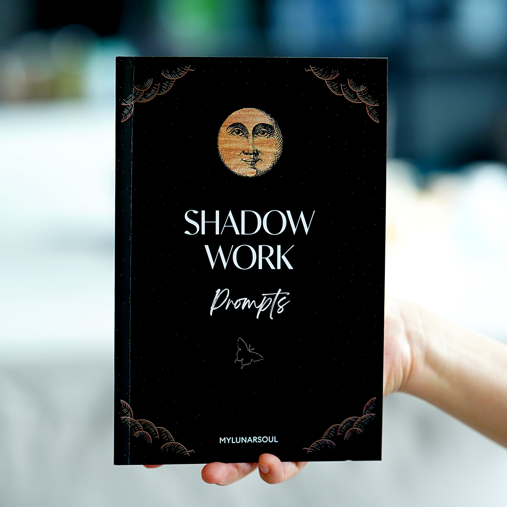 34 Sombra Trabalho Inferior Cr - Tarot Cards Deck With Guidebook avaliação e preço